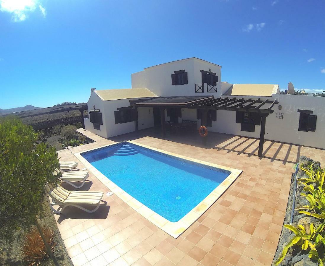Villa Flora Lajares Exterior photo